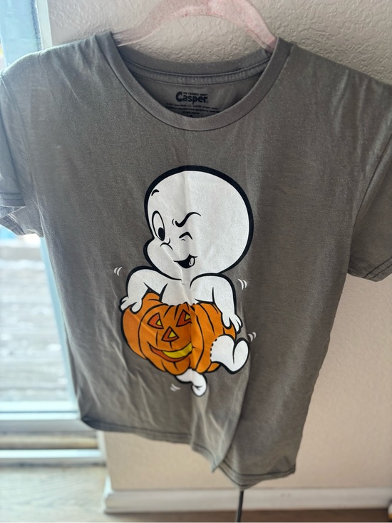 Tops - Casper Casper Ghost Halloween Graphic Tee - Gray & Orange